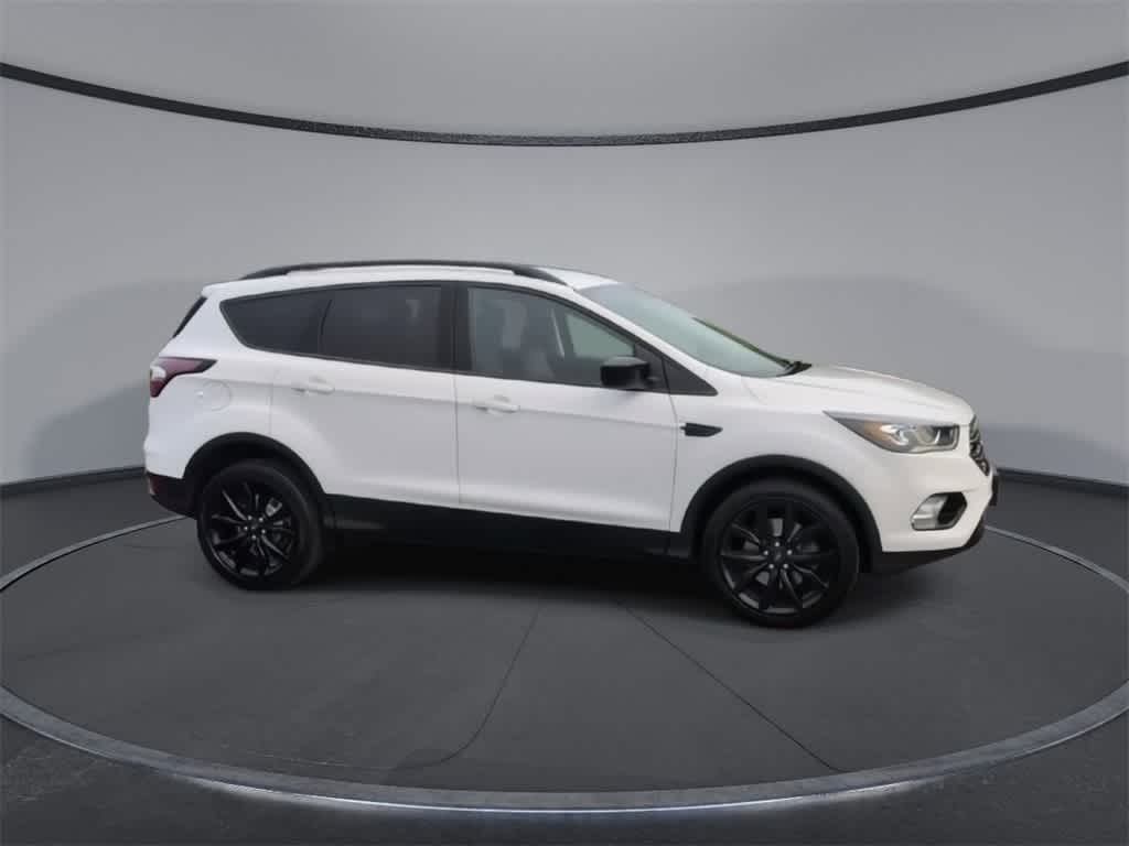 Thumbnail: 2018 Ford Escape - 9