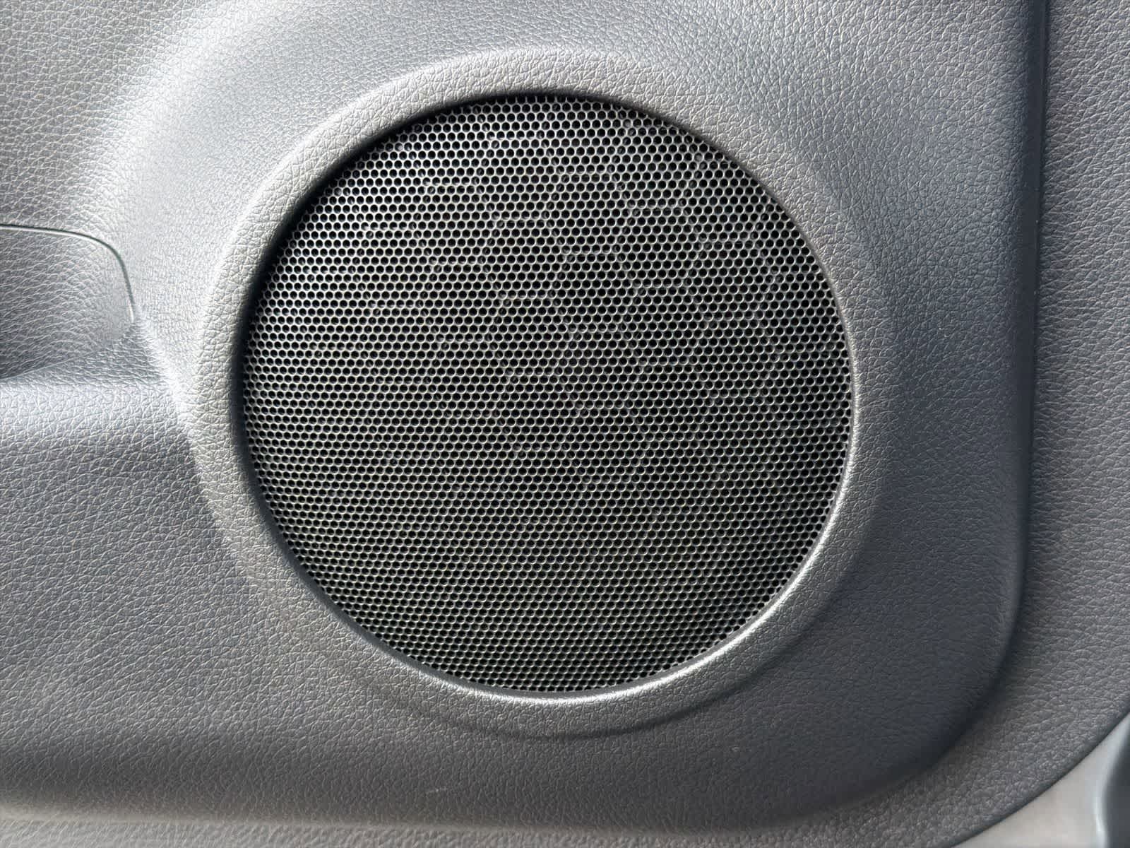 Thumbnail: 2020 Nissan Rogue - 30