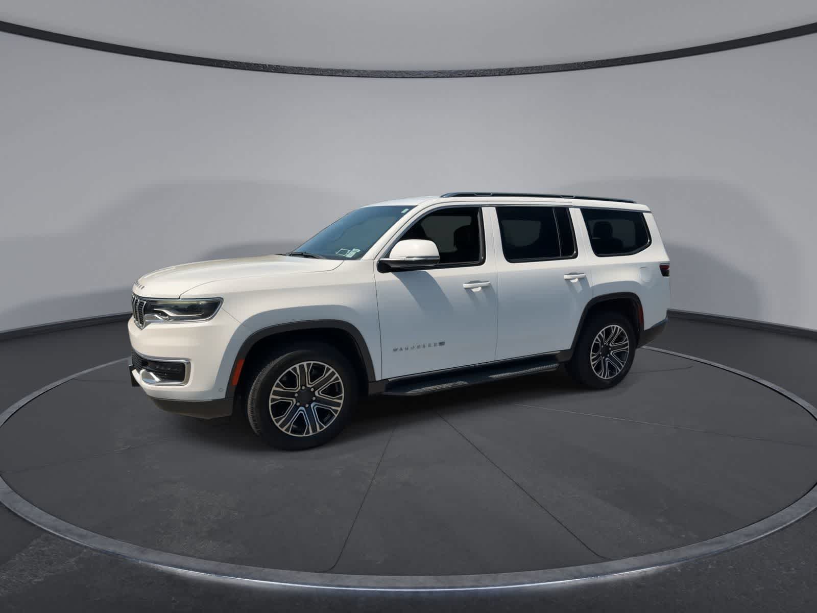 Thumbnail: 2022 Jeep Wagoneer - 3