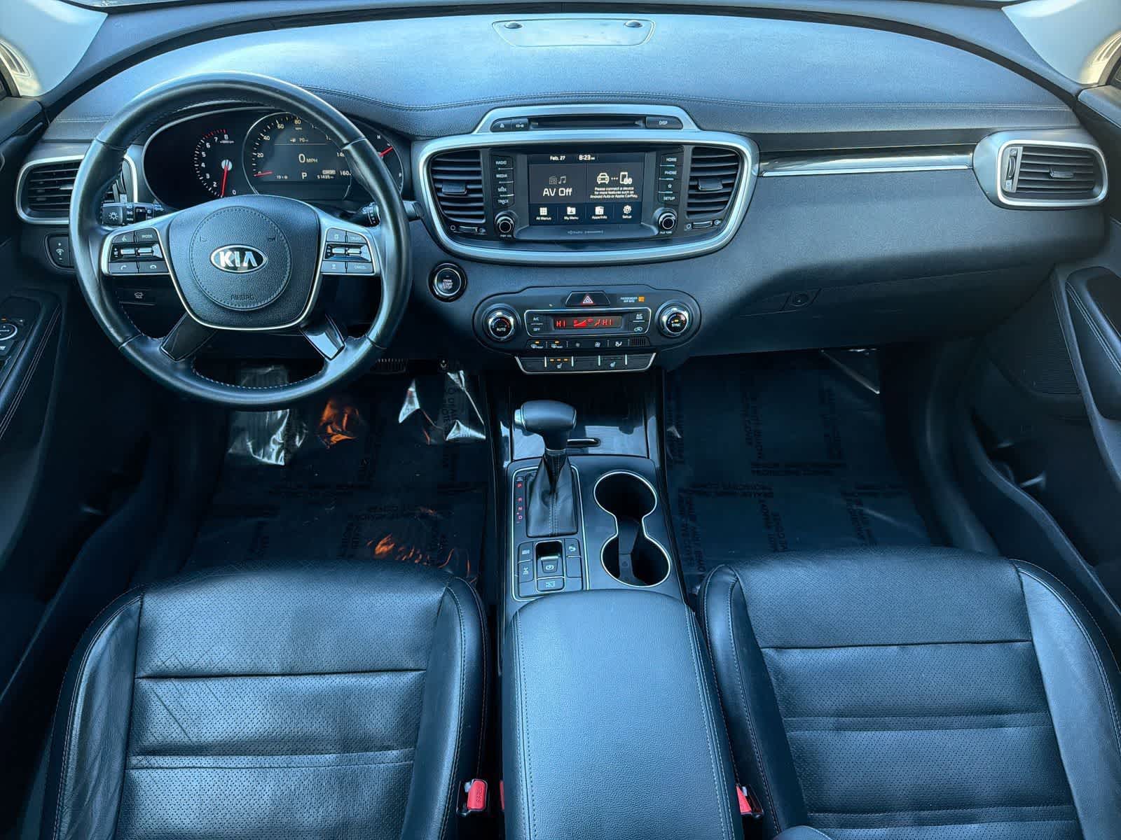 Thumbnail: 2019 Kia Sorento - 16