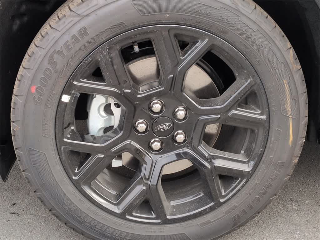 Thumbnail: 2025 Ford Maverick - 14