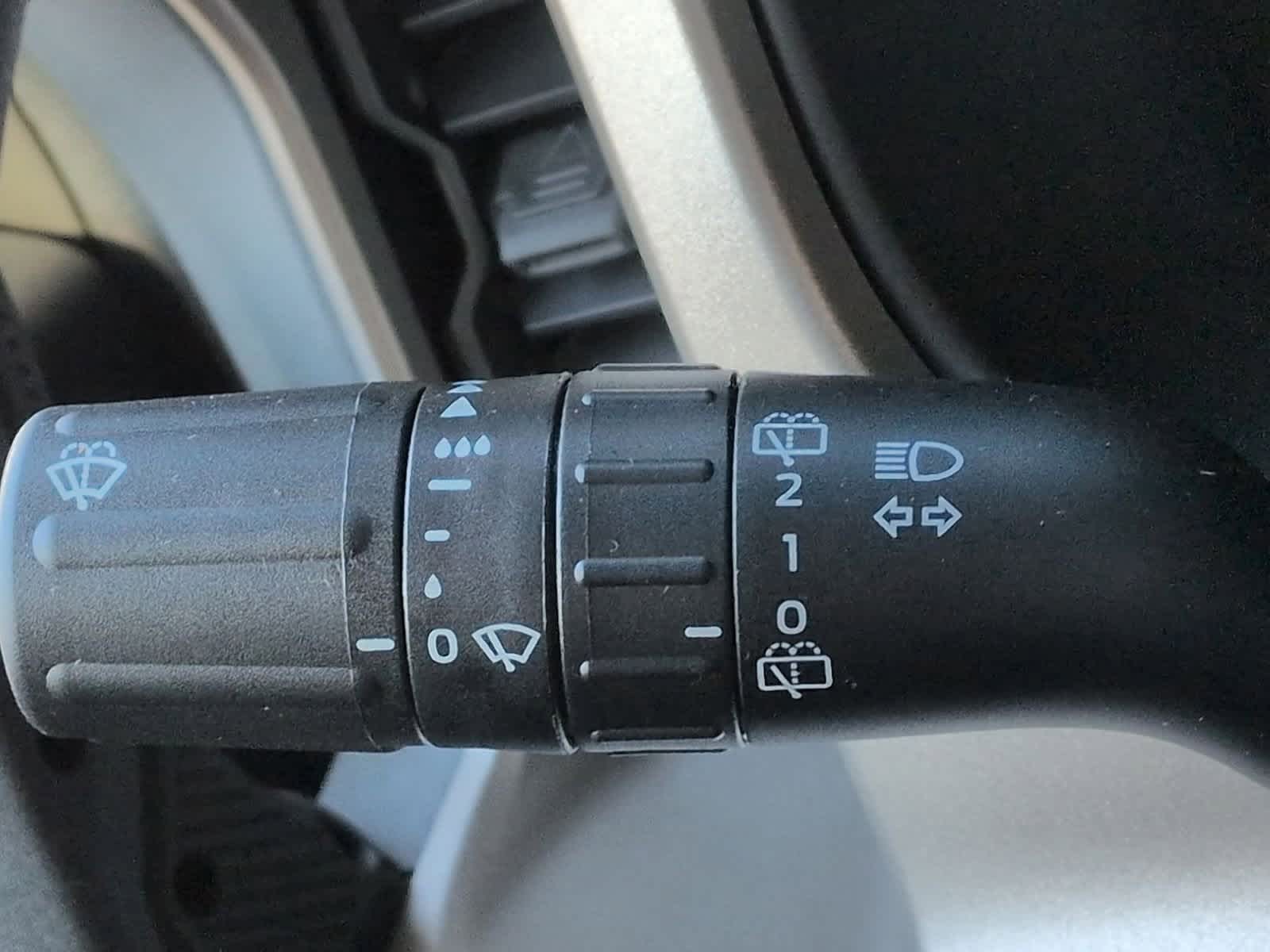 Thumbnail: 2025 Ford Bronco - 29