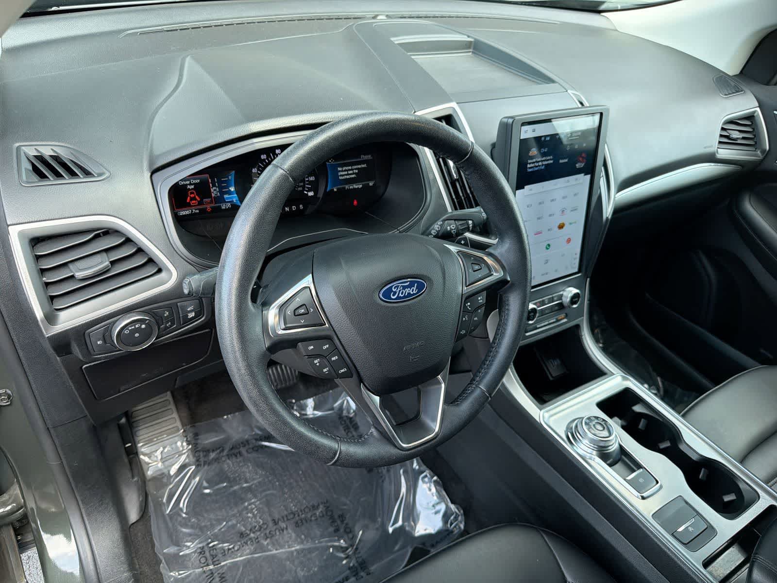 Thumbnail: 2022 Ford Edge - 10