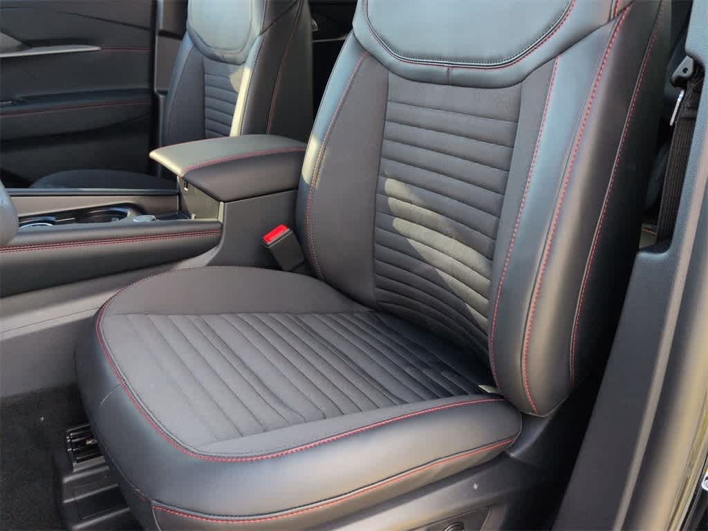 Thumbnail: 2026 Ford Explorer - 17