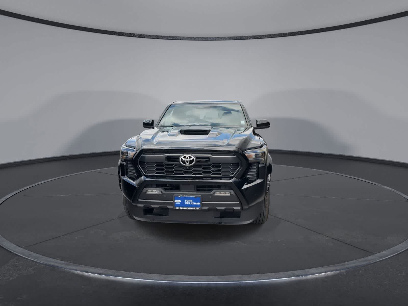 Thumbnail: 2025 Toyota Tacoma - 3