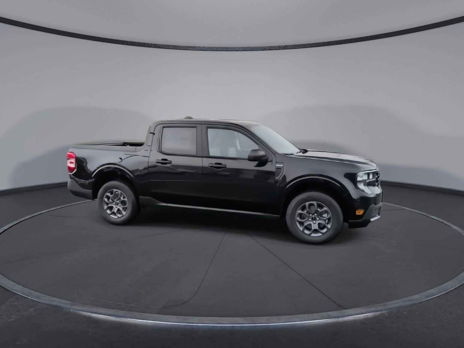 Thumbnail: 2025 Ford Maverick - 9