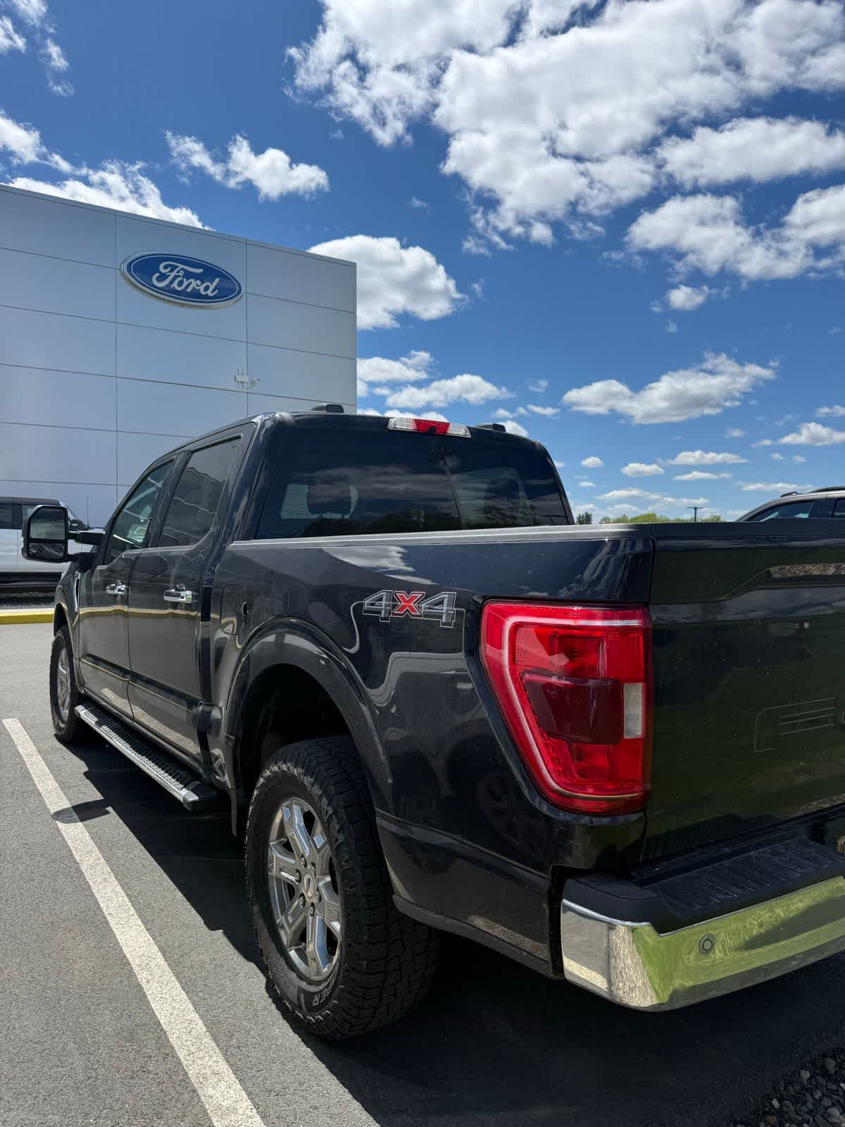 Thumbnail: 2022 Ford F-150 - 2