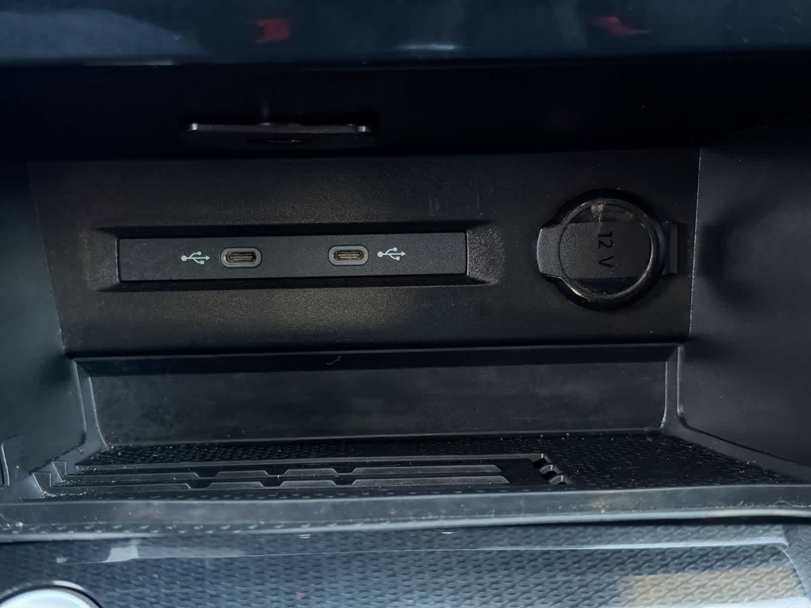 Thumbnail: 2025 Volkswagen Taos - 32