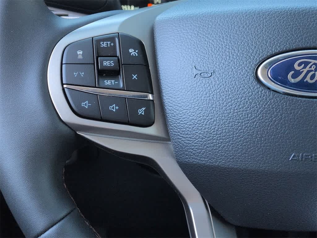 Thumbnail: 2025 Ford Explorer - 26