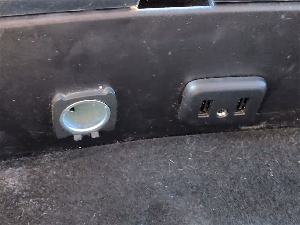 Thumbnail: 2018 Chevrolet Silverado 1500 - 31