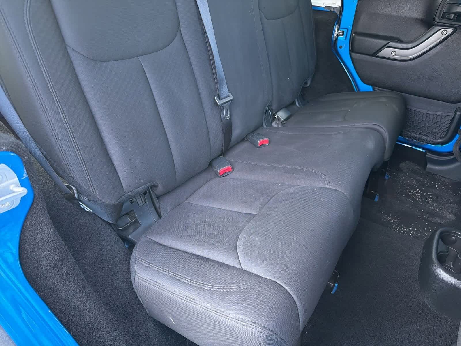 Thumbnail: 2016 Jeep Wrangler - 22