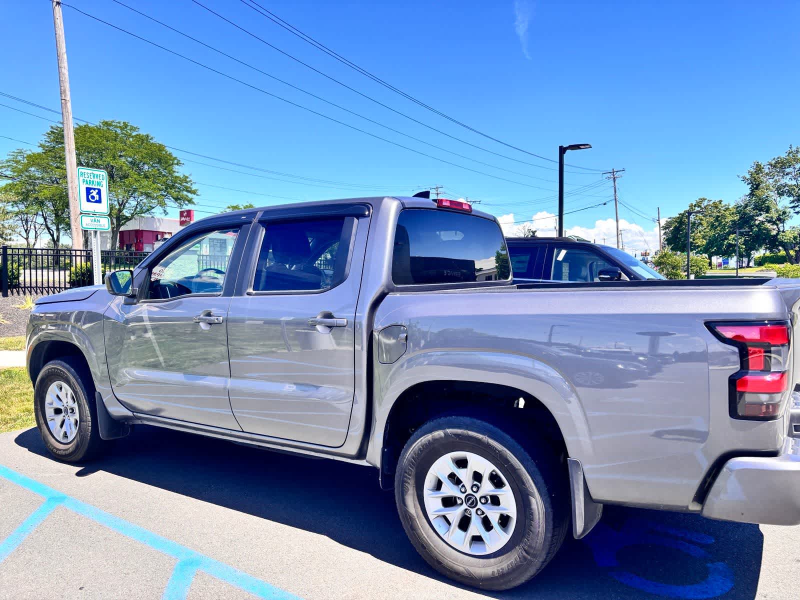 Thumbnail: 2024 Nissan Frontier - 6