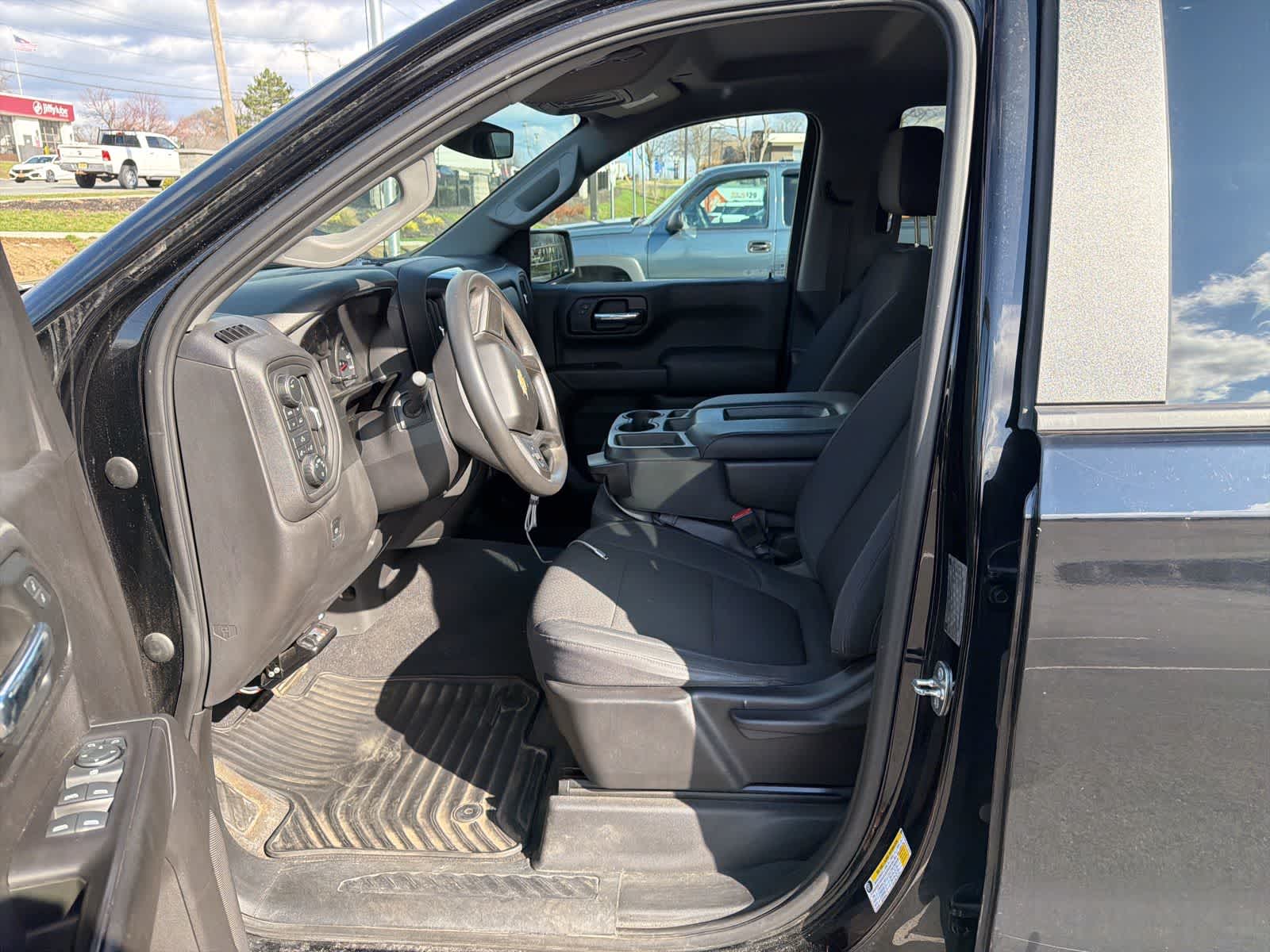 Thumbnail: 2019 Chevrolet Silverado 1500 - 2