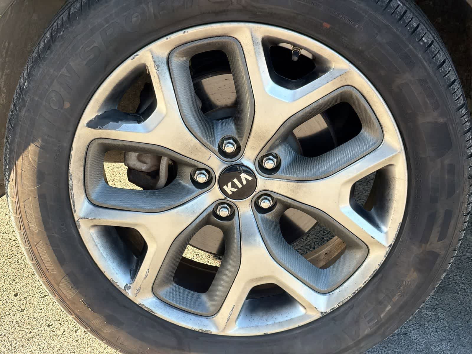 Thumbnail: 2019 Kia Sorento - 14