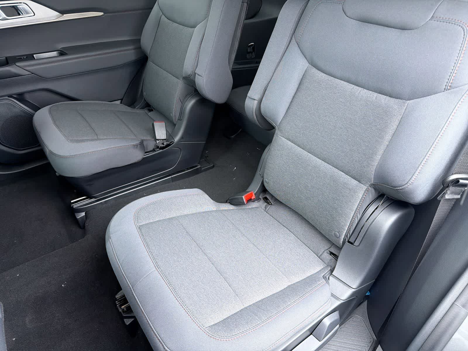 Thumbnail: 2026 Ford Explorer - 20