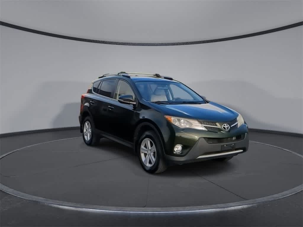 Thumbnail: 2013 Toyota RAV4 - 2