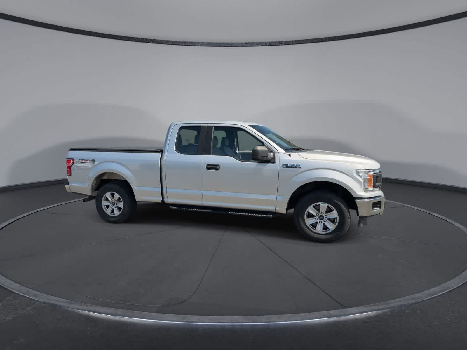 Thumbnail: 2018 Ford F-150 - 9