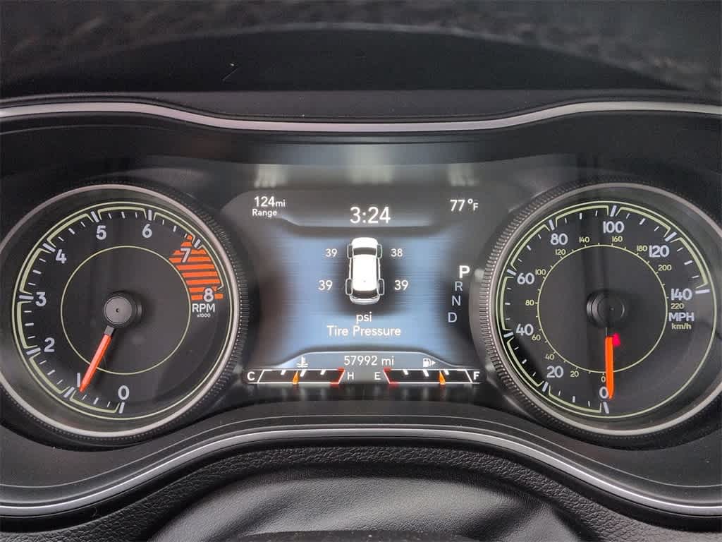 Thumbnail: 2019 Jeep Cherokee - 33