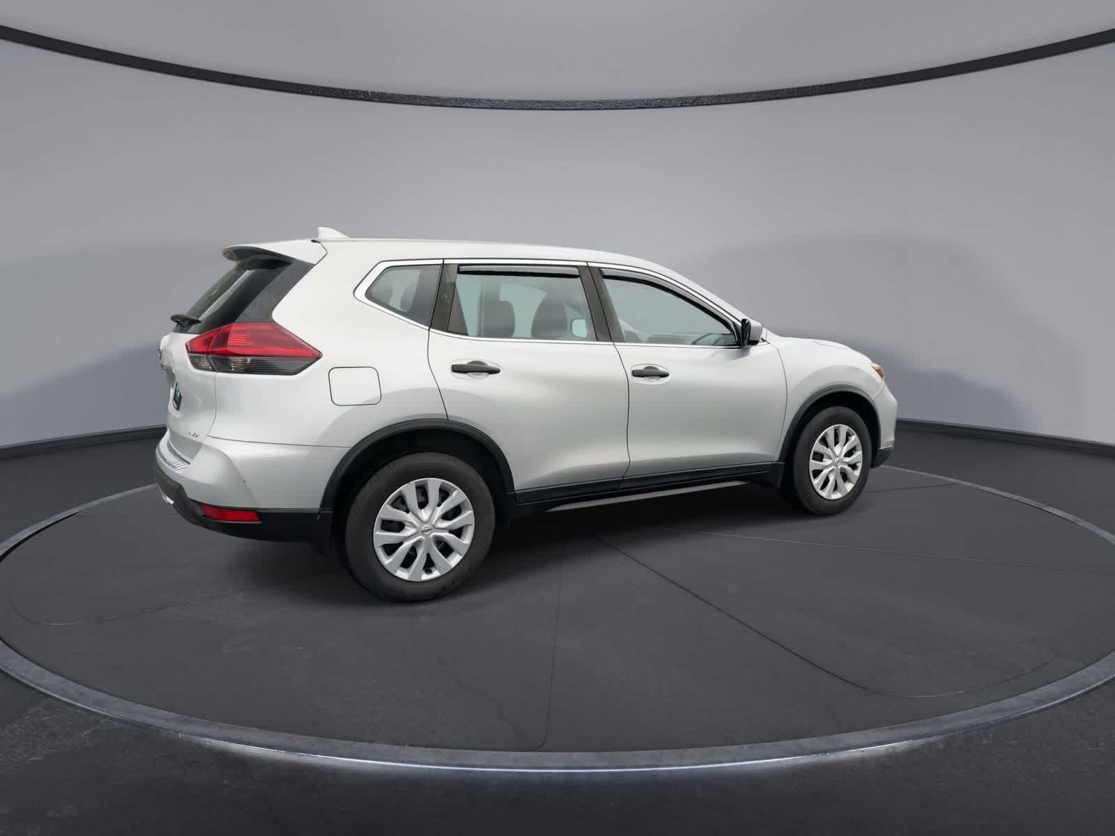 Thumbnail: 2019 Nissan Rogue - 8