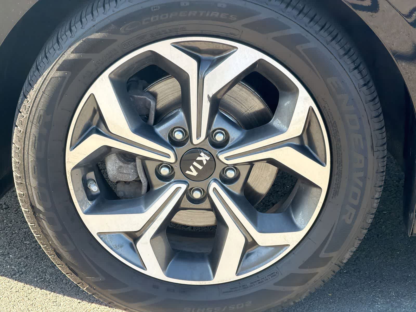 Thumbnail: 2021 Kia Forte - 14