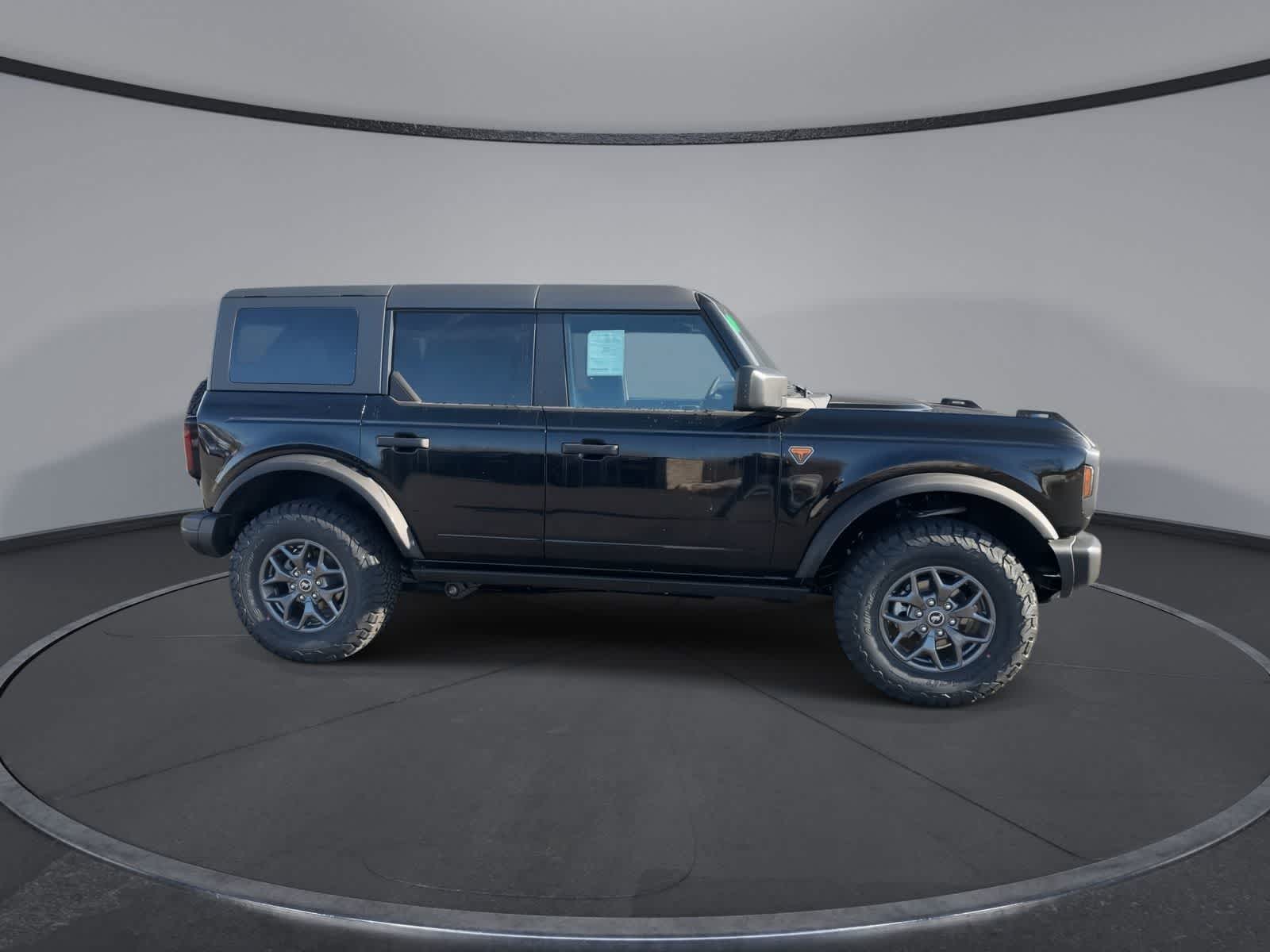 Thumbnail: 2025 Ford Bronco - 9