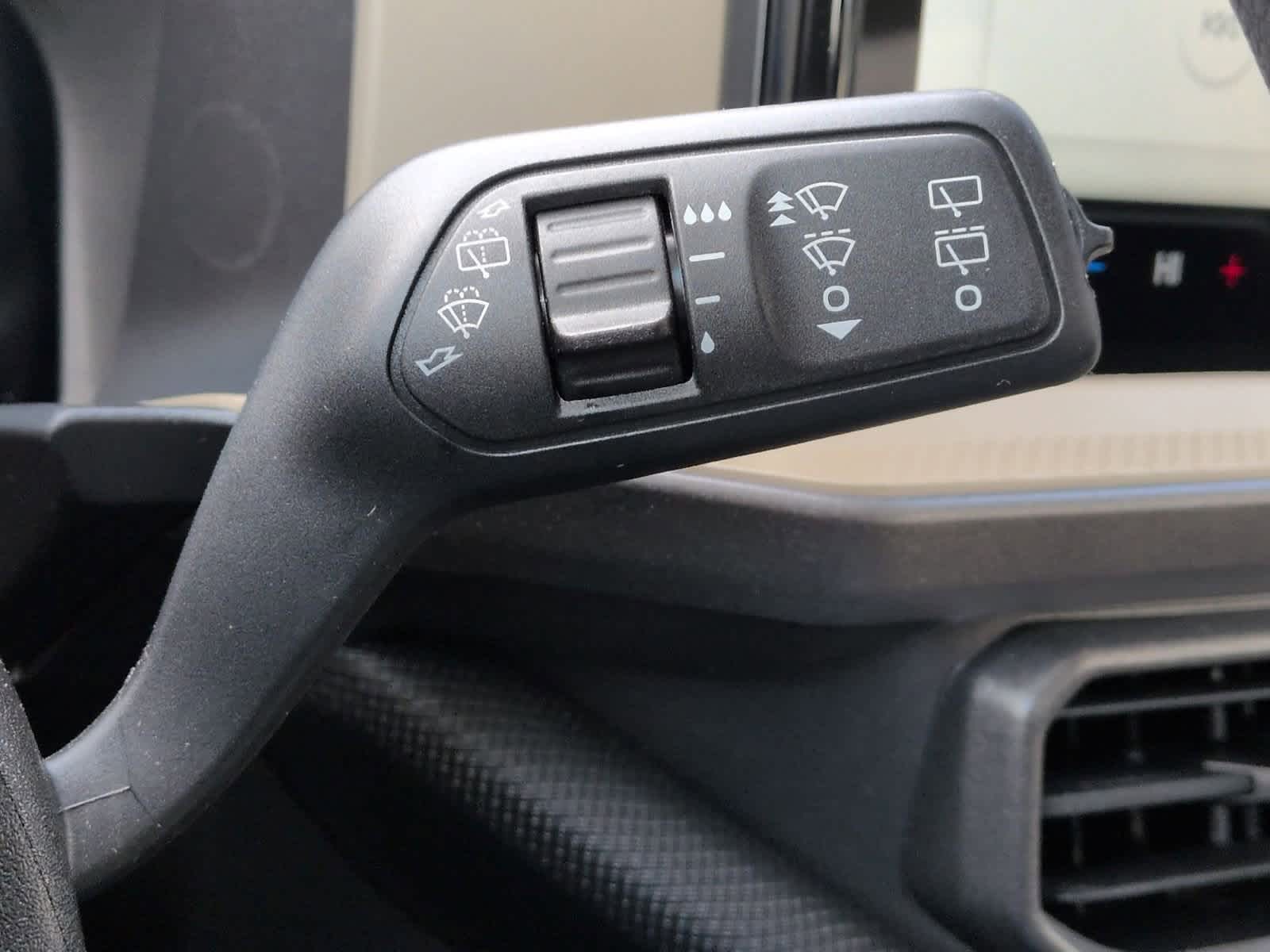 Thumbnail: 2025 Ford Bronco Sport - 26