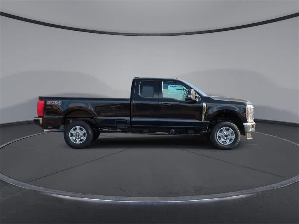 Thumbnail: 2025 Ford F-350 - 9
