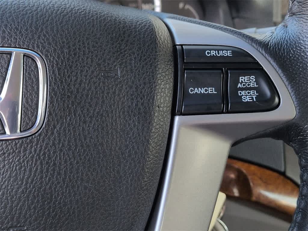 Thumbnail: 2011 Honda Accord - 27