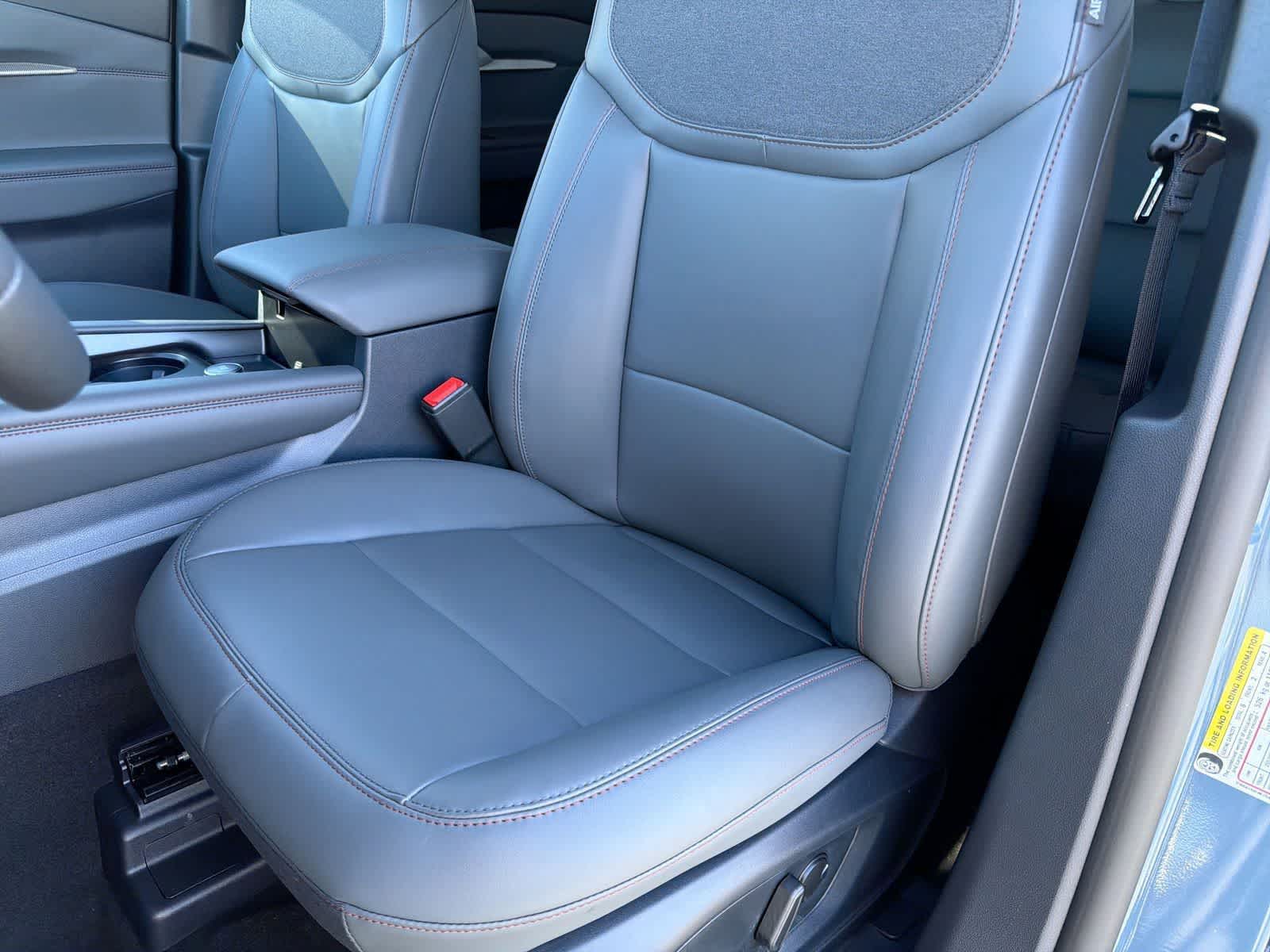 Thumbnail: 2026 Ford Explorer - 17