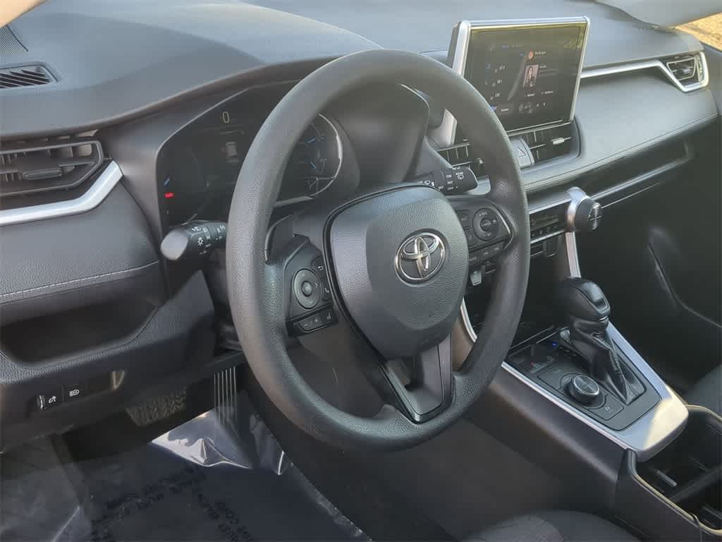 Thumbnail: 2023 Toyota RAV4 - 10