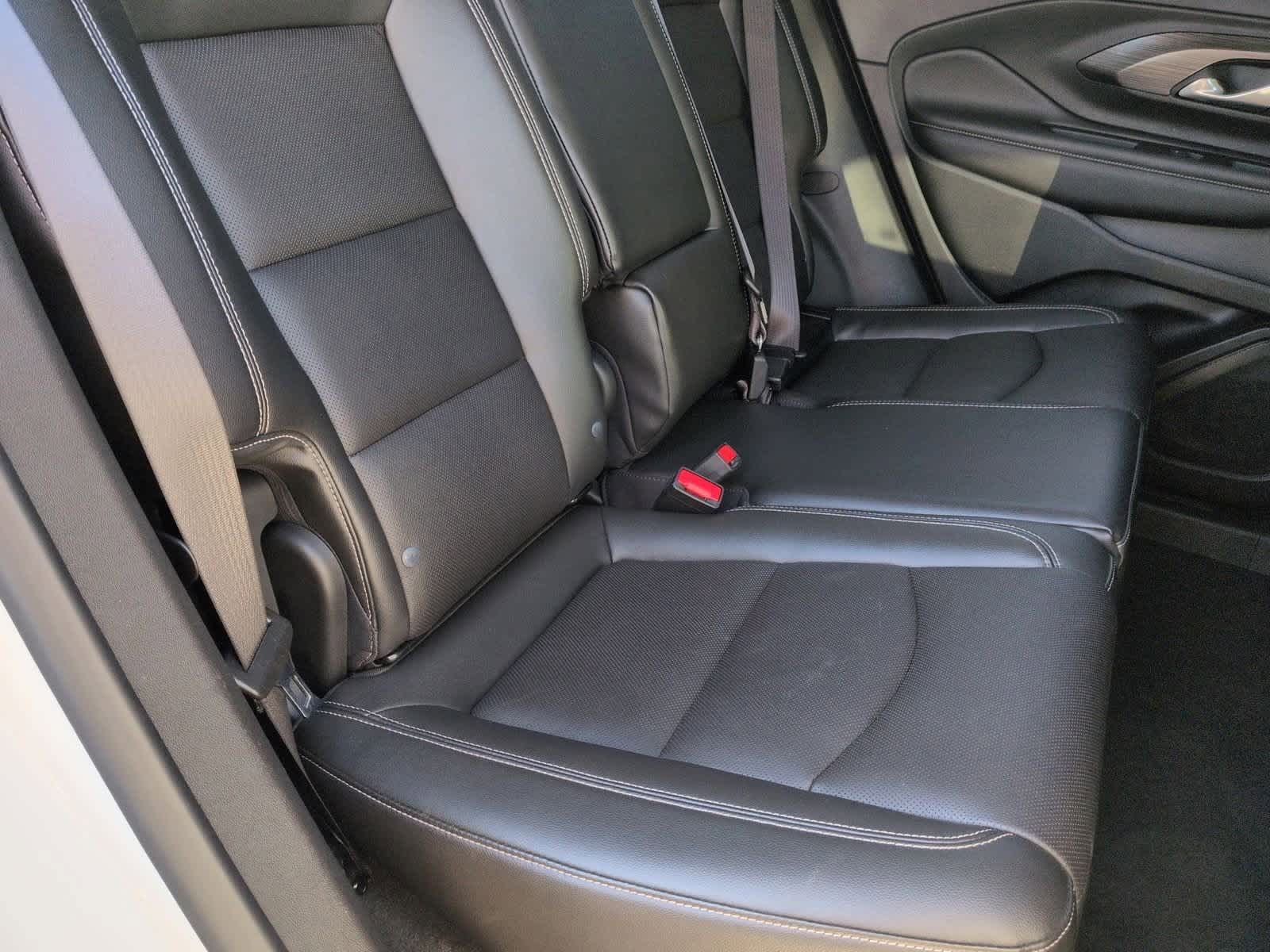 Thumbnail: 2022 GMC Terrain - 21