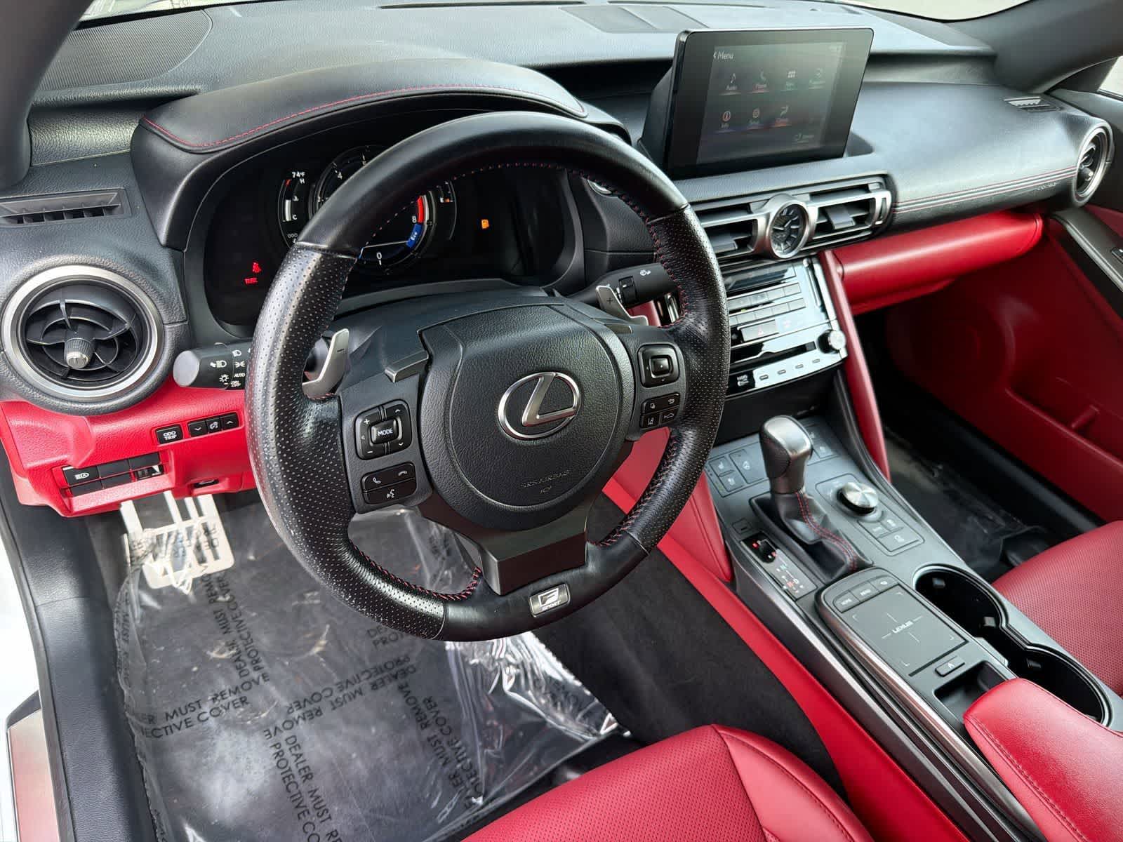 Thumbnail: 2022 Lexus IS - 10