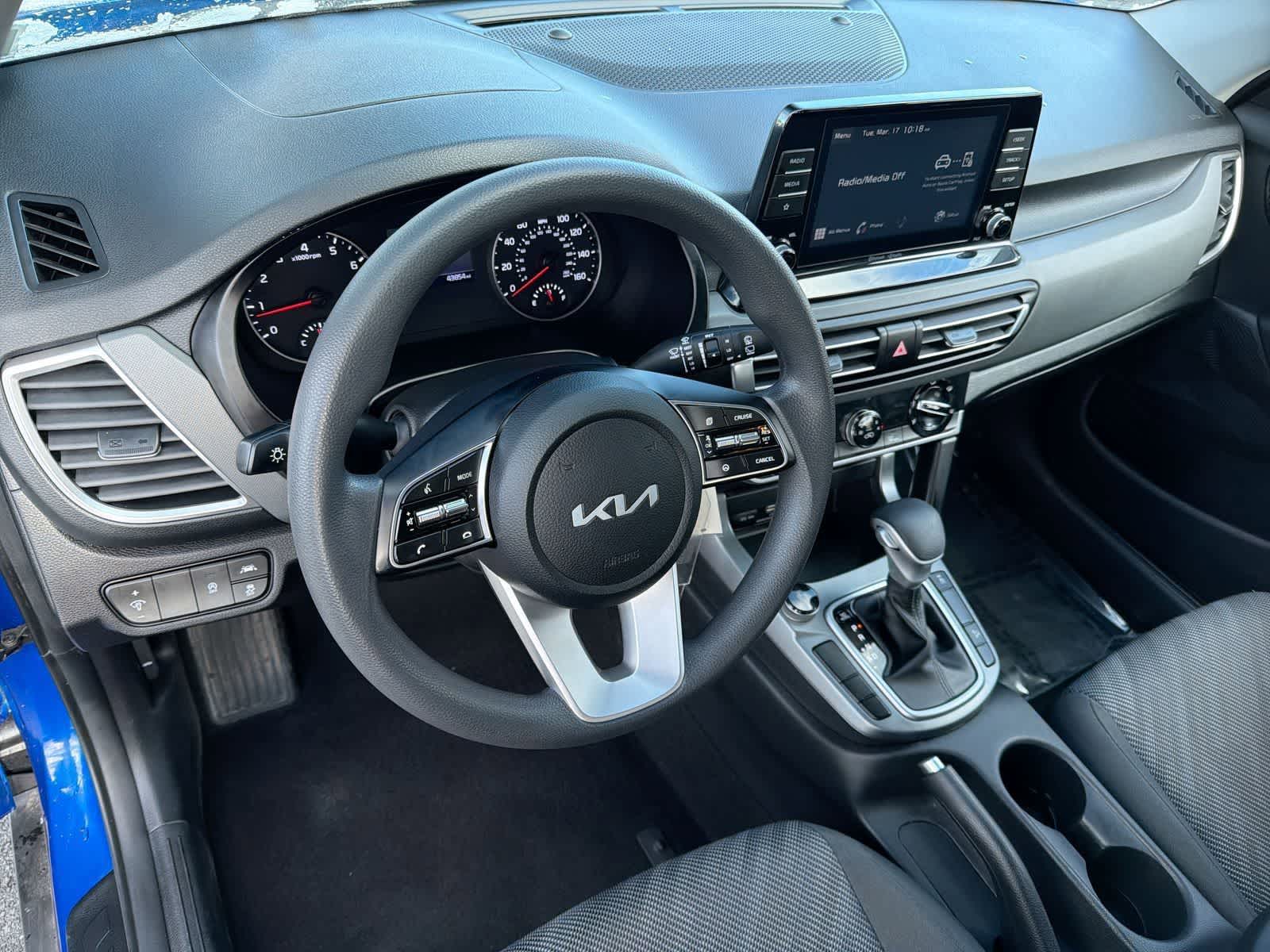 Thumbnail: 2022 Kia Seltos - 10