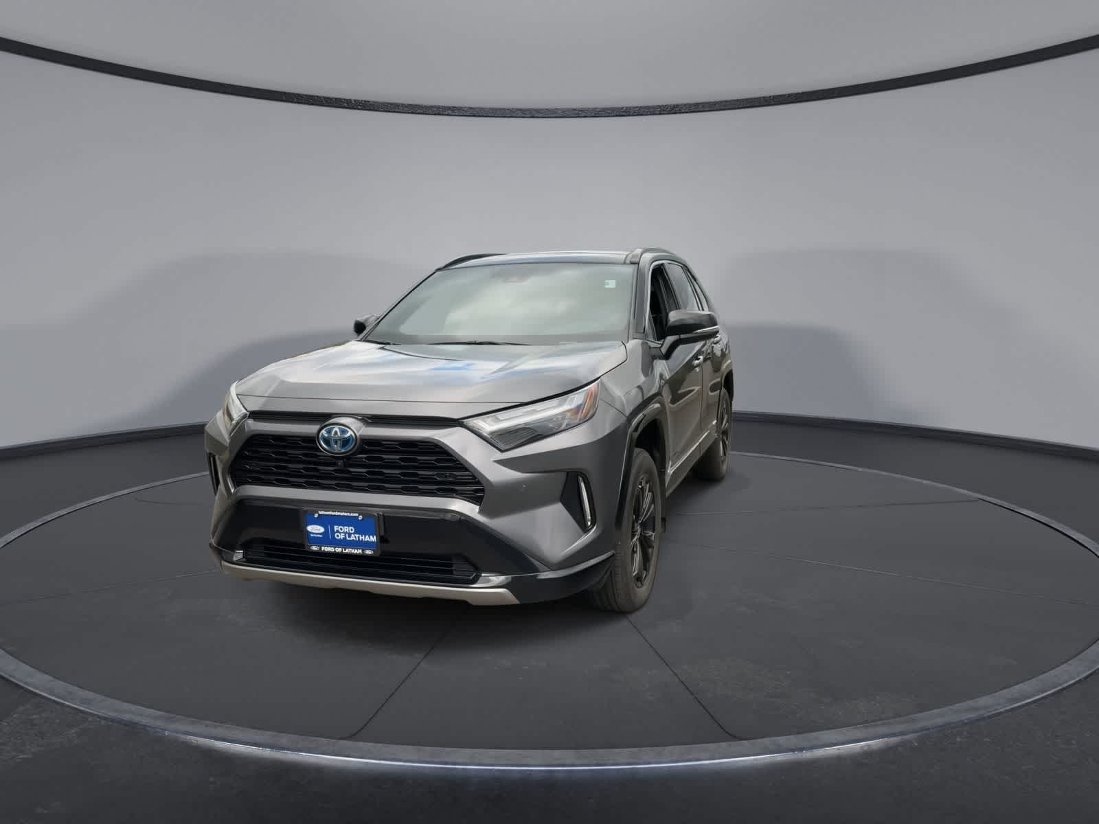 Thumbnail: 2024 Toyota RAV4 - 3