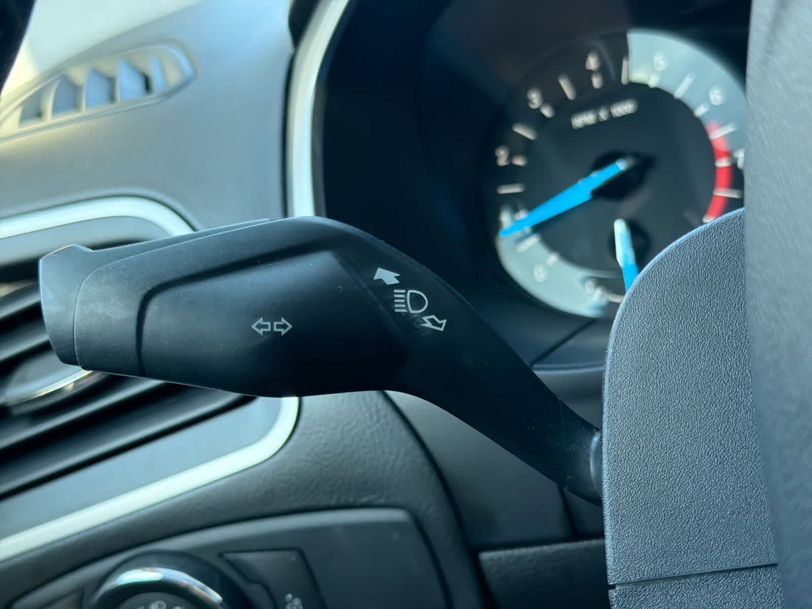 Thumbnail: 2016 Ford Edge - 27