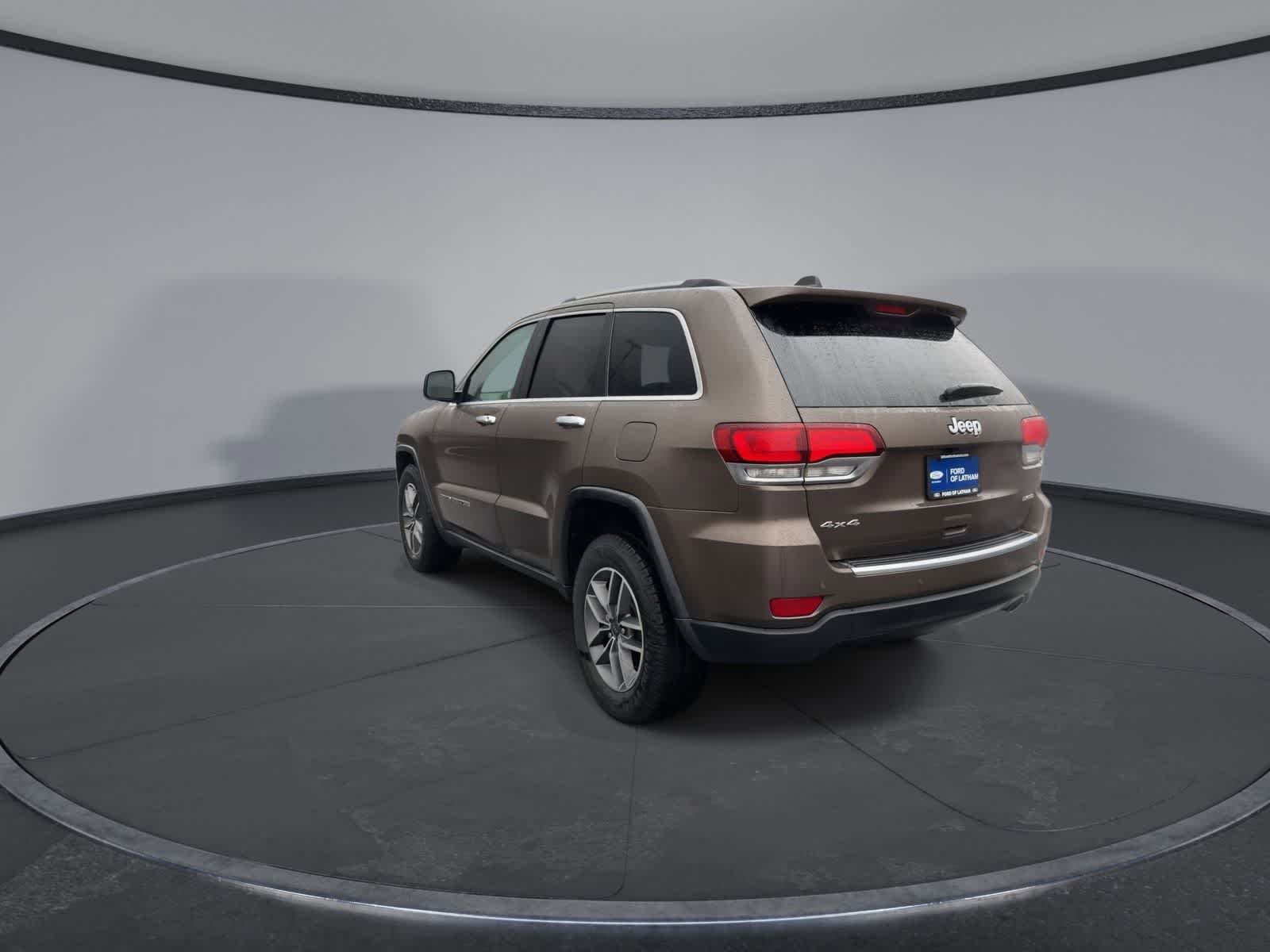 Thumbnail: 2020 Jeep Grand Cherokee - 6