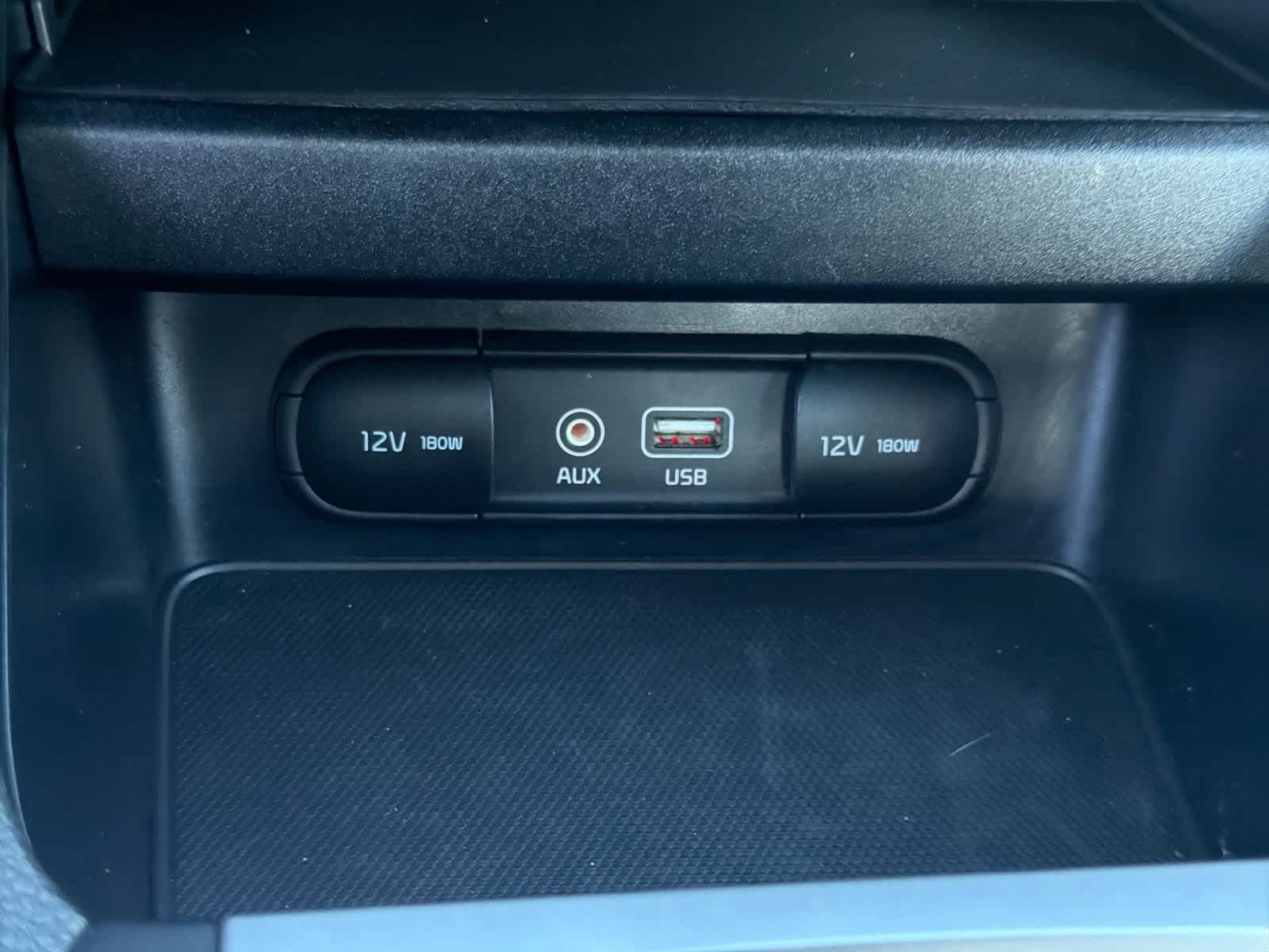 Thumbnail: 2021 Kia Forte - 31