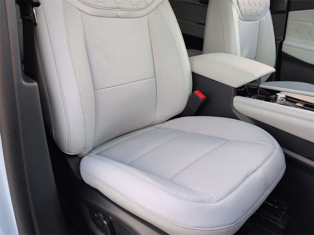 Thumbnail: 2026 Ford Explorer - 23