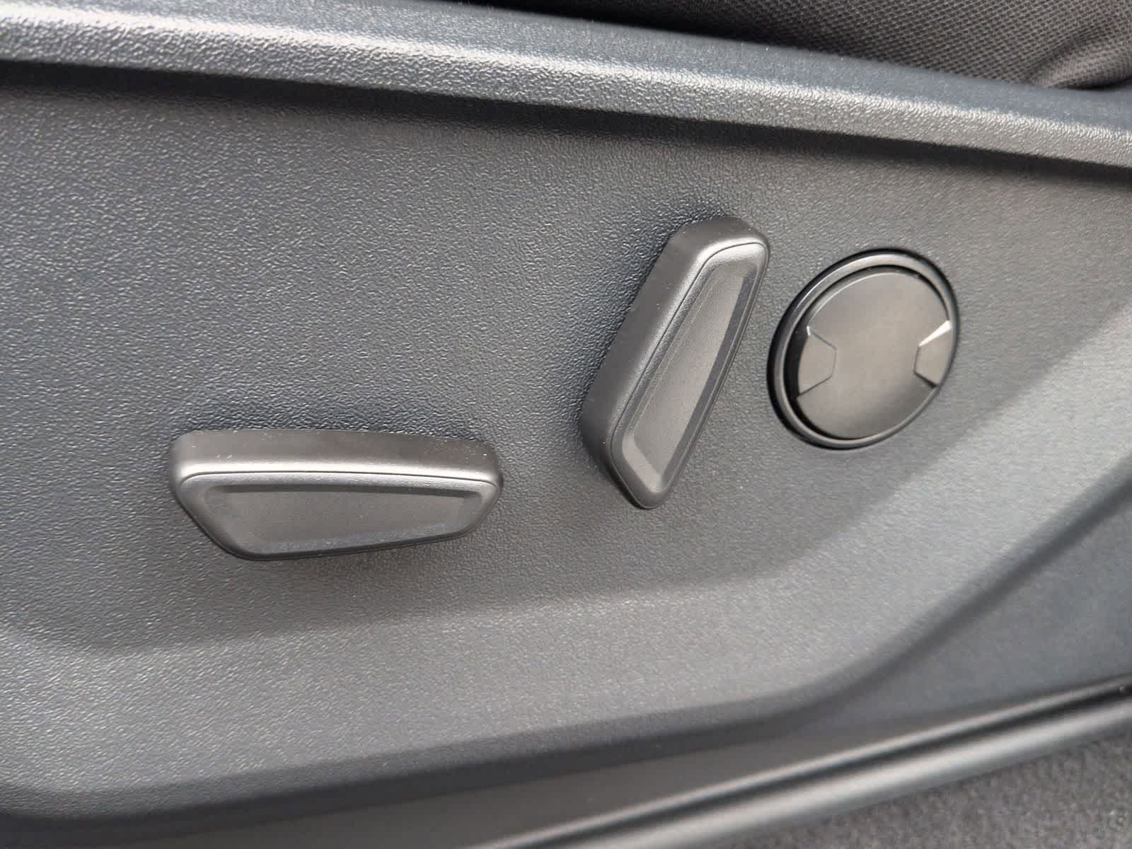 Thumbnail: 2025 Ford F-150 - 18