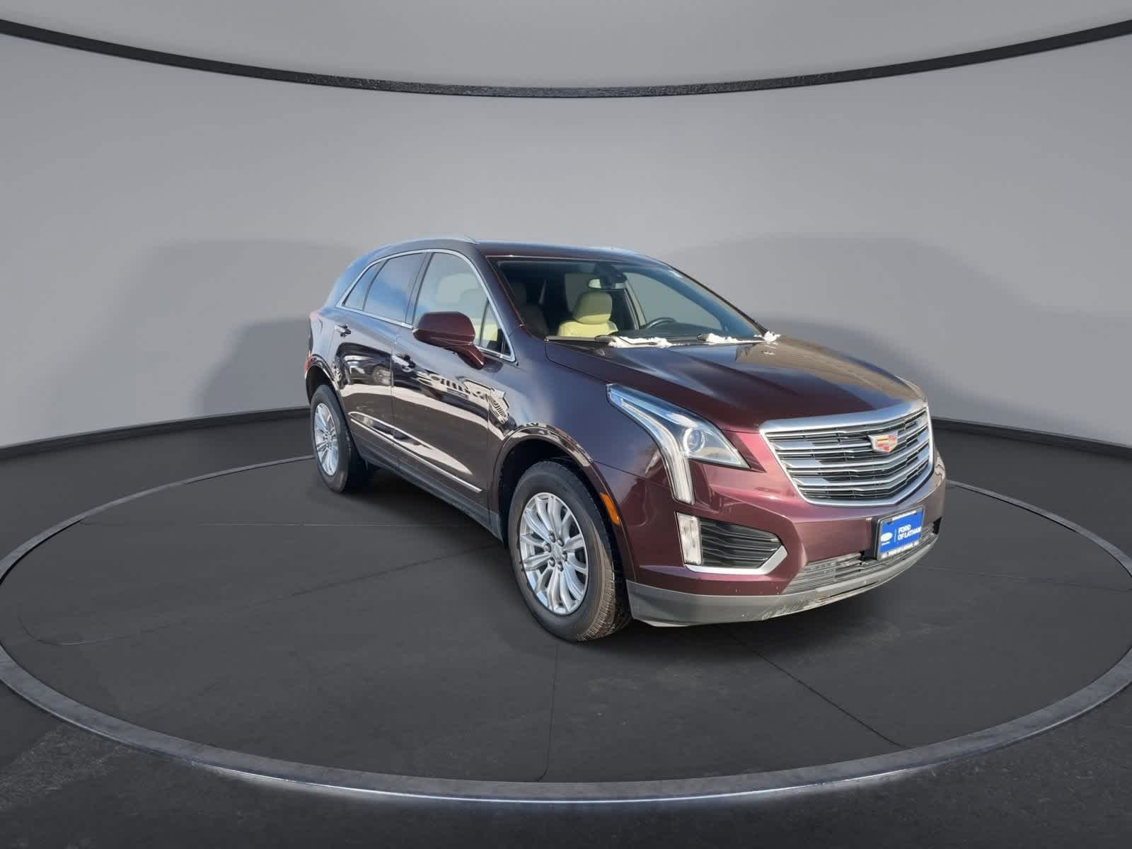 Thumbnail: 2018 Cadillac XT5 - 2