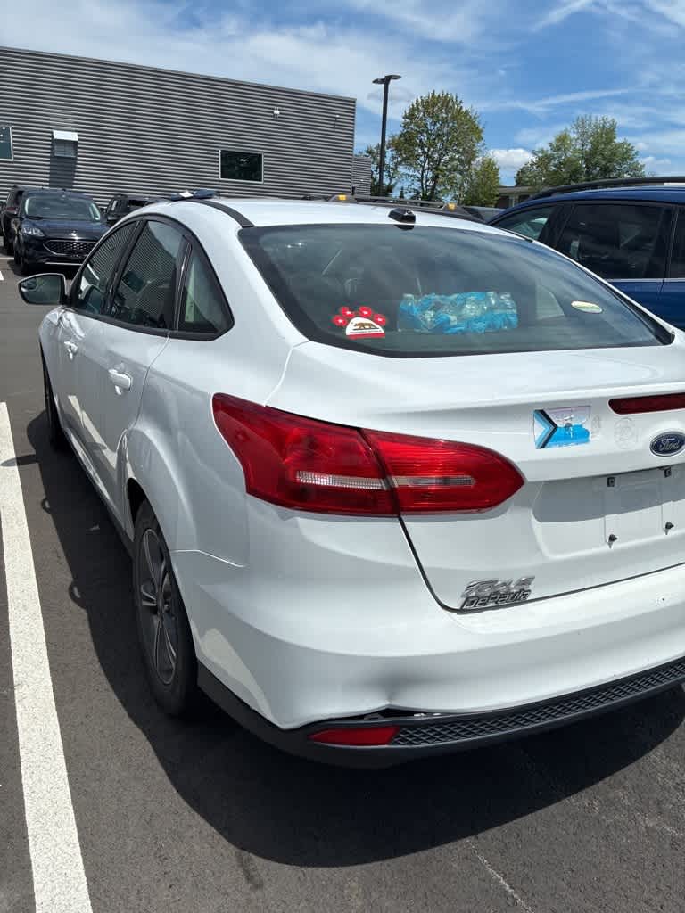 Thumbnail: 2018 Ford Focus - 5