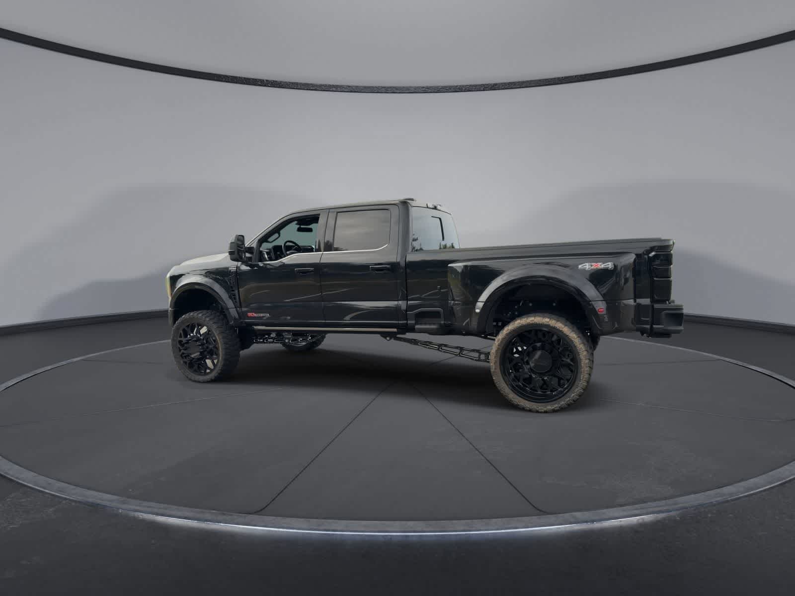 Thumbnail: 2023 Ford F-450 - 6