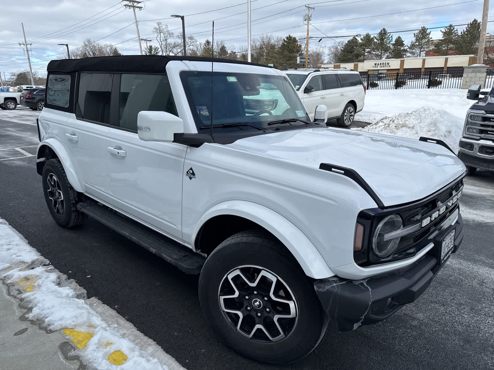 Thumbnail: 2023 Ford Bronco - 4