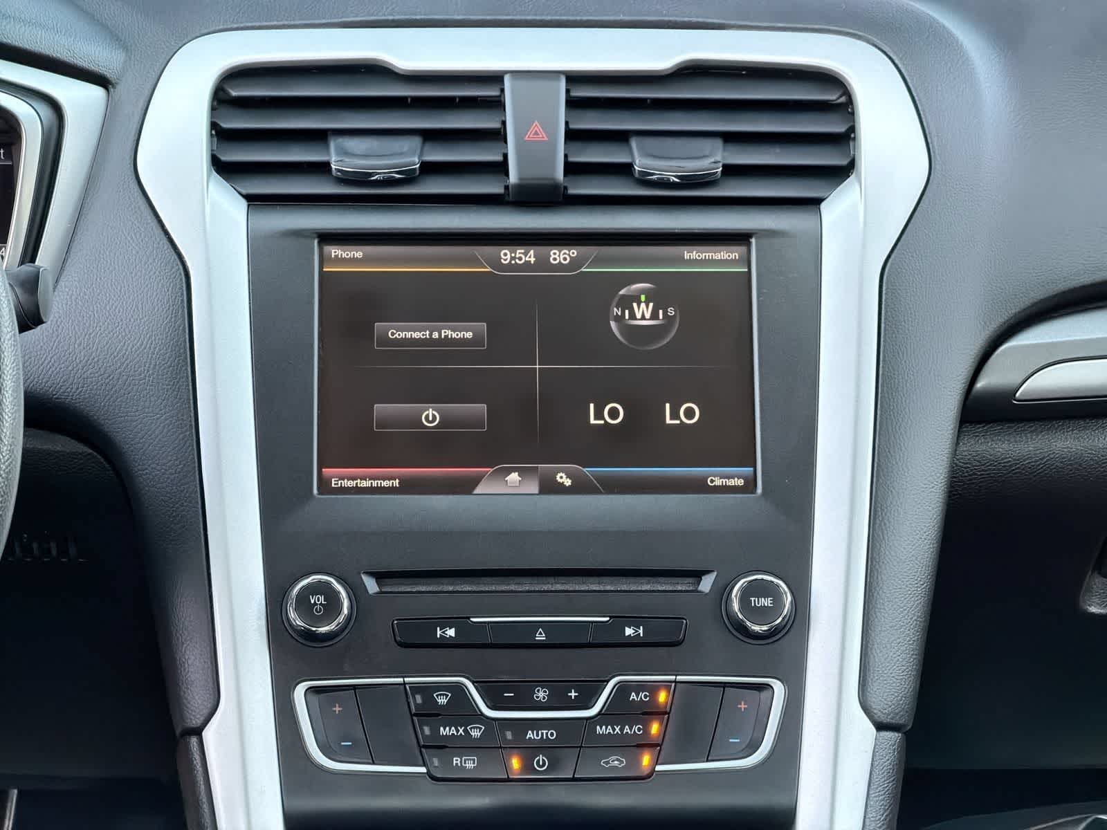 Thumbnail: 2016 Ford Fusion - 27