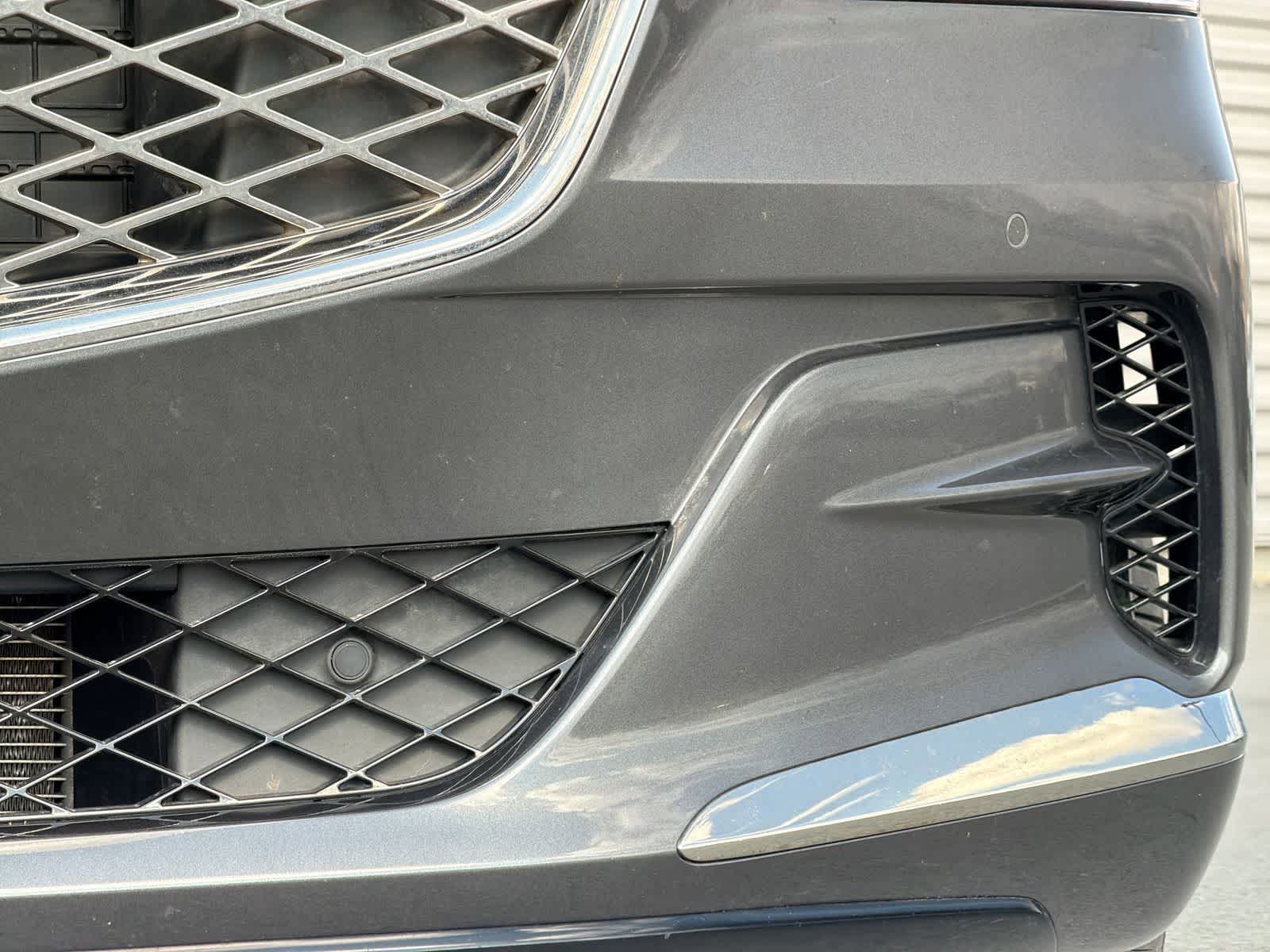 Thumbnail: 2021 Genesis GV80 - 11