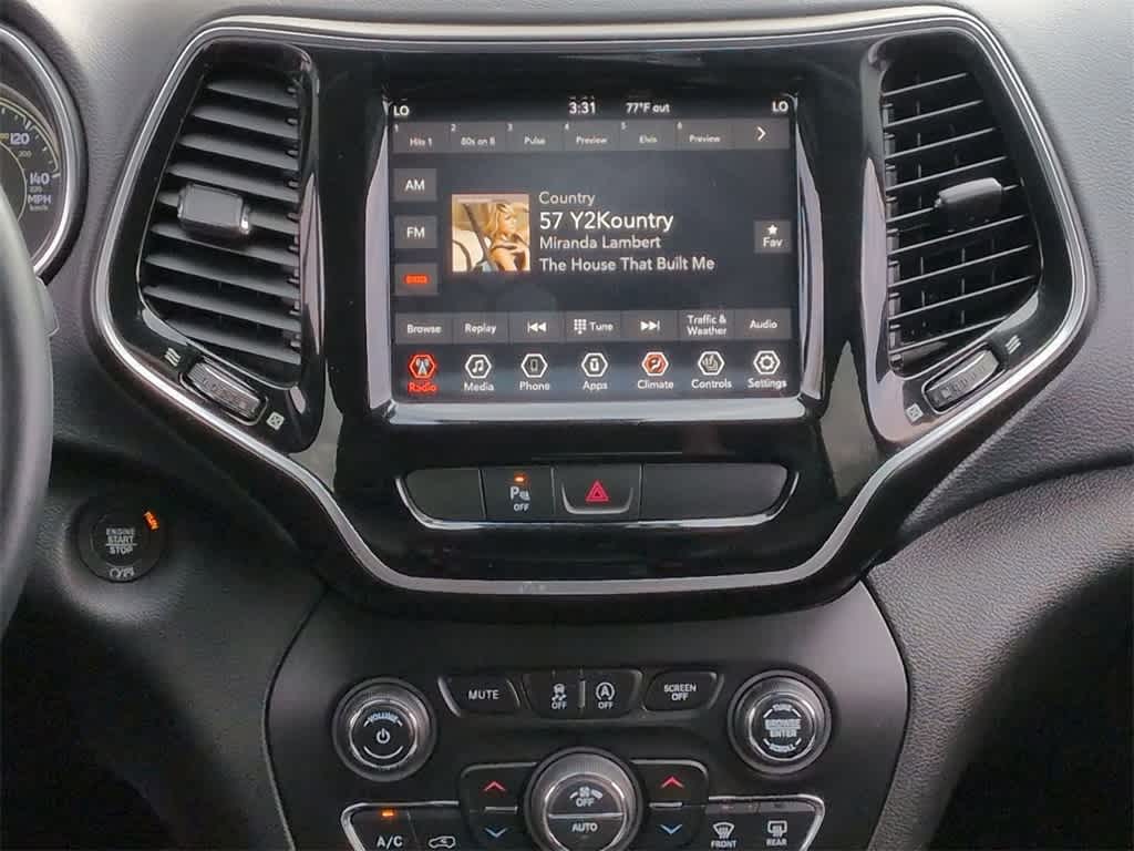 Thumbnail: 2019 Jeep Cherokee - 28