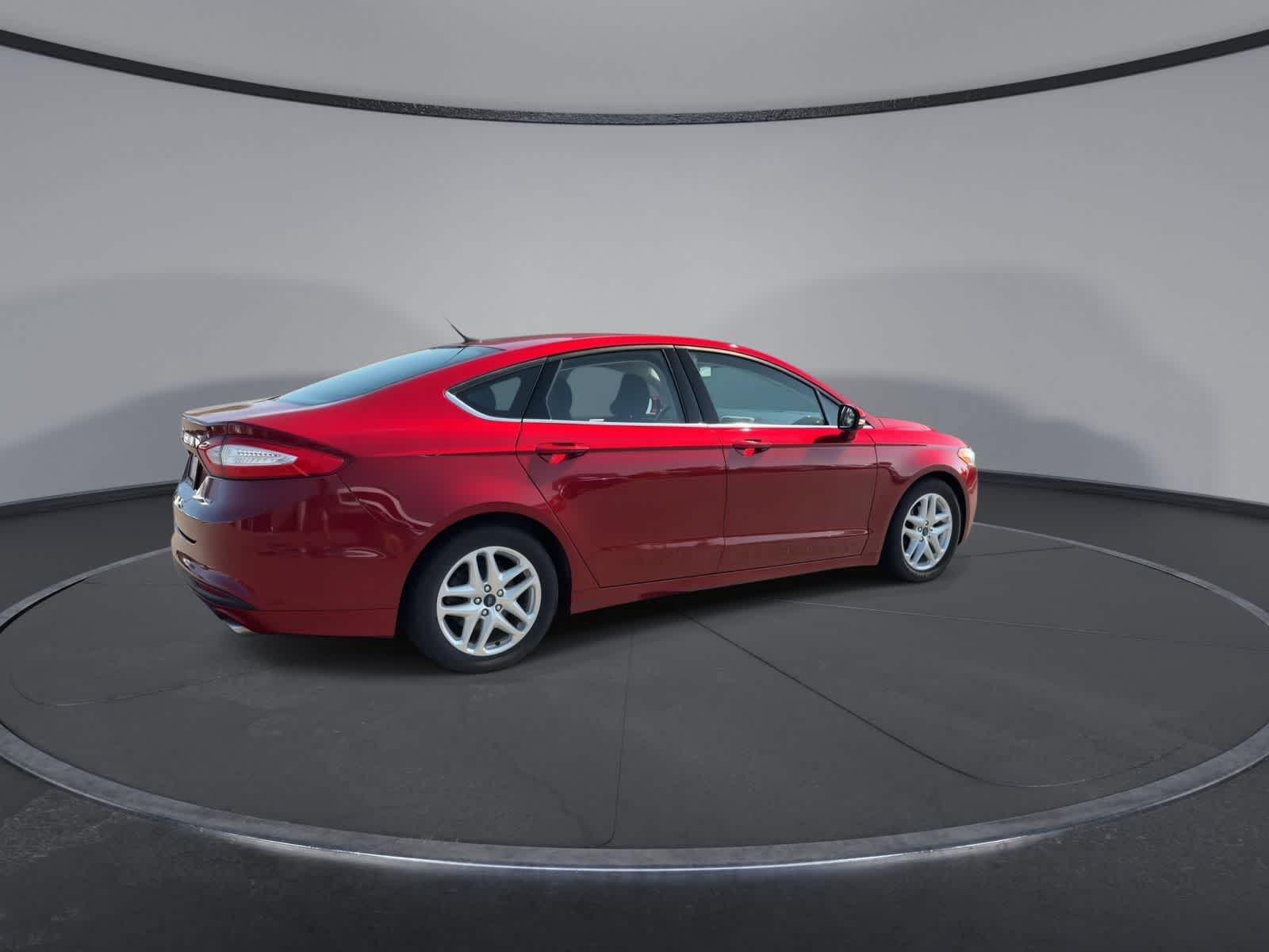 Thumbnail: 2016 Ford Fusion - 7