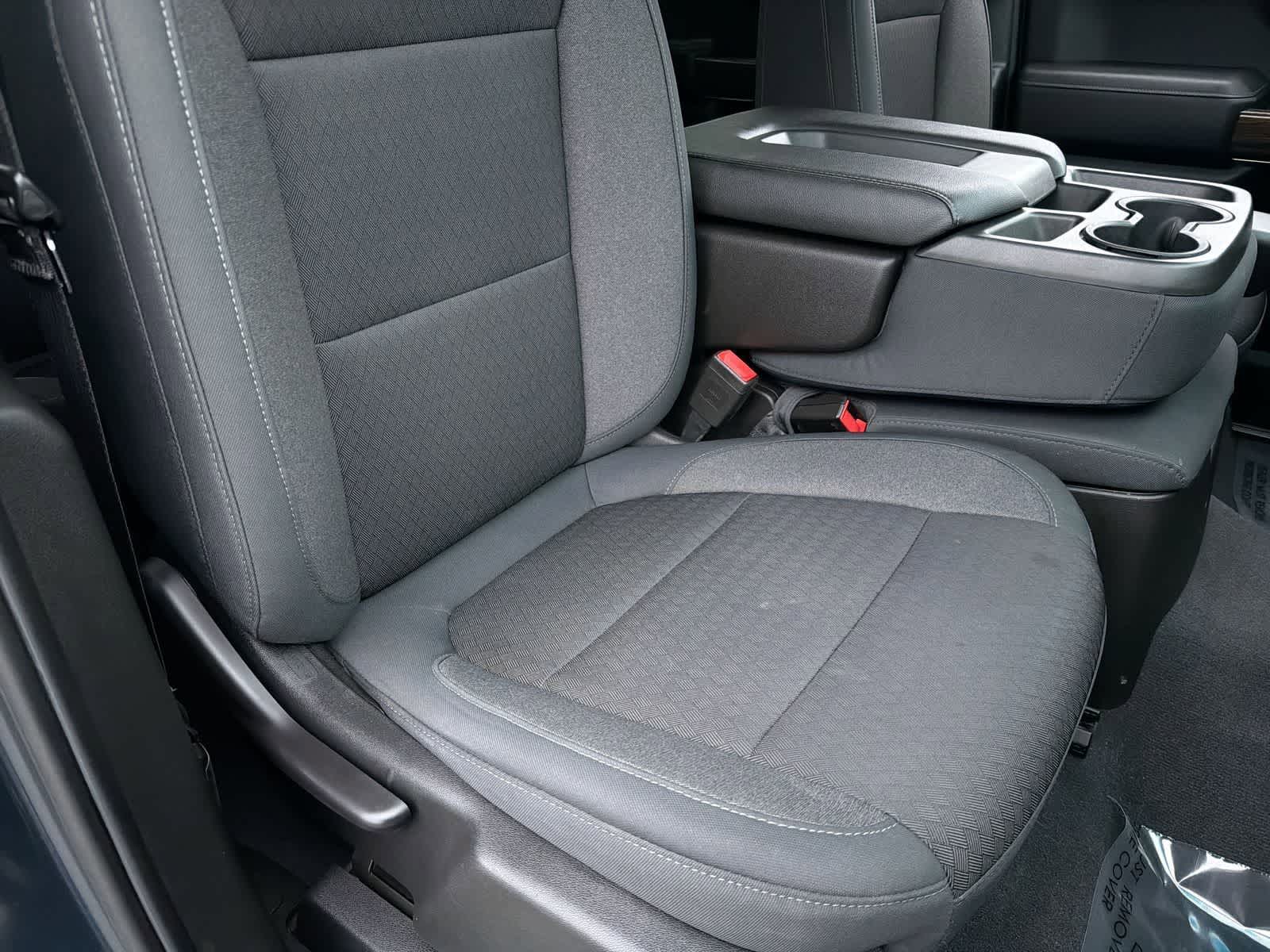 Thumbnail: 2019 Chevrolet Silverado 1500 - 22