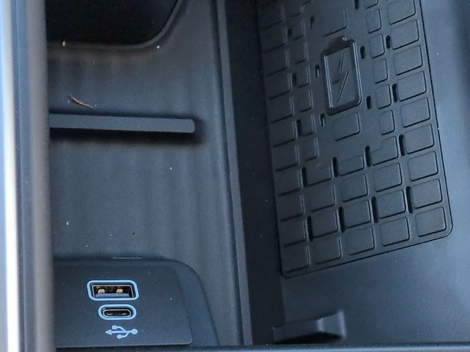 Thumbnail: 2025 Ford Expedition - 33