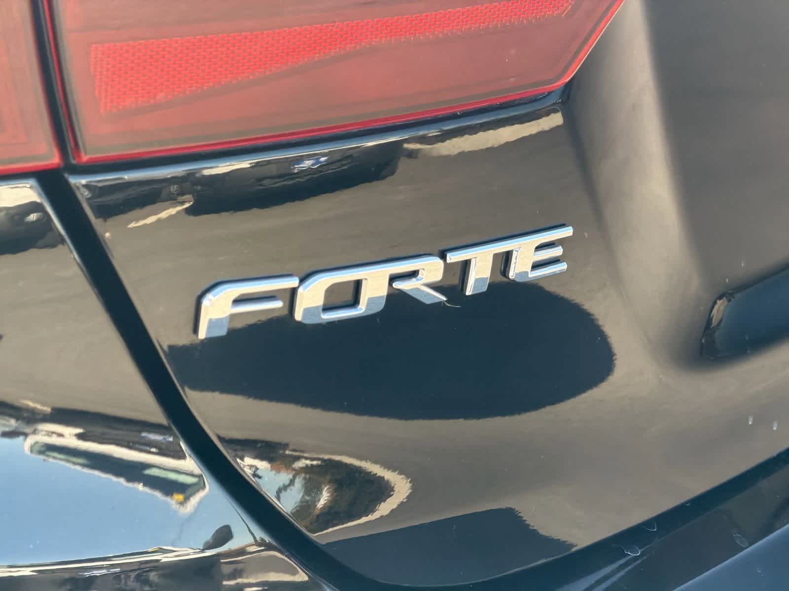 Thumbnail: 2021 Kia Forte - 13